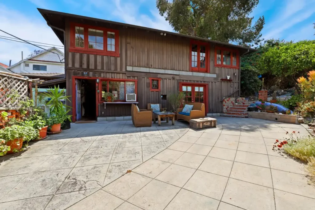 Whitney-Benzian-Top-Coronado-Realtor-1536-10th-St-web-03