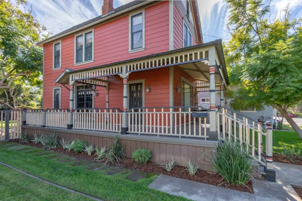 Historic Victorian home sold by the top Coronado listing agent and buyer’s agent realtors